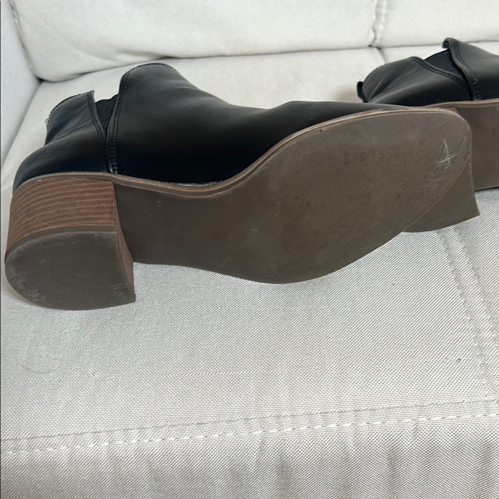 Dr. Scholl's Black Leather Ankle Booties Size 7.5 - Picture 7 of 10